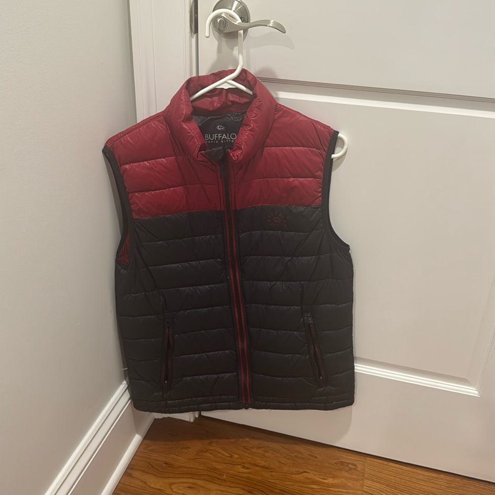 Buffalo puffer, vest, red and black
